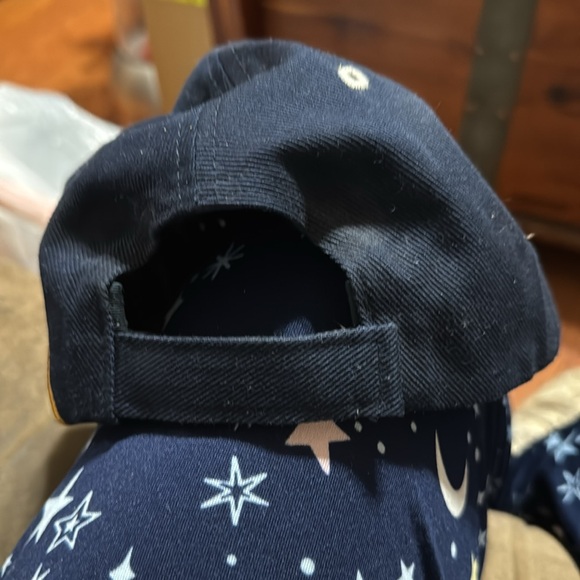 St. Louis Rams hat - Picture 3 of 4